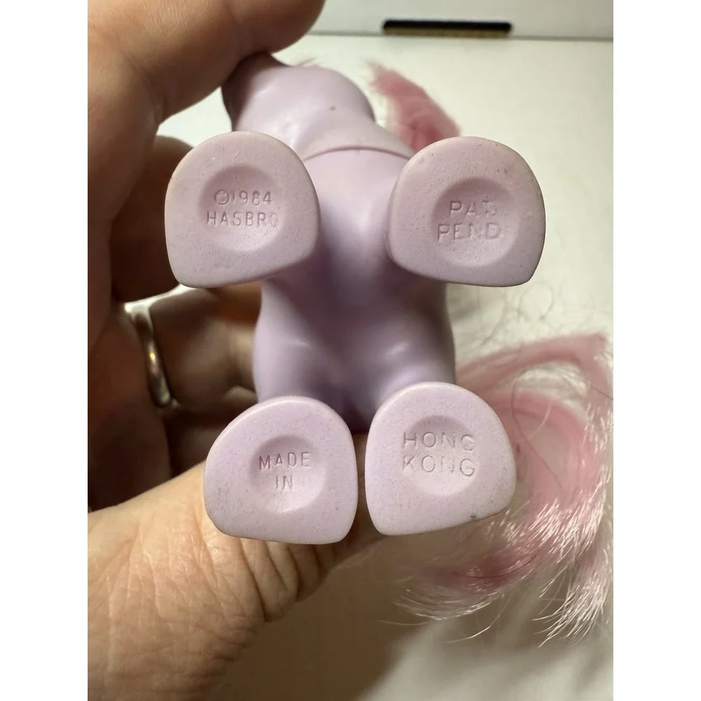Vintage 1984 My Little Pony Snuzzle G1‎ Hasbro Hong Kong Pink Hair Lavender Pony